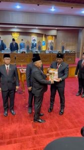 I GUSTI ANOM GUMANTHI,SH RESMI DILANTIK MENJADI KETUA DPRD BADUNG