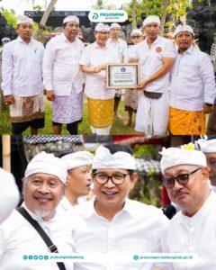 Bupati Badung I Wayan Adi Arnawa, upasaksi Karya Memungkah, Ngenteg Linggih di Pura Dalem Cedok Waru Kuta, senin,15/9/2025 ( foto/ prokopim badung) 