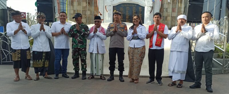 Foto: Doa bersama Lintas Agama, minggu 12/10/2025 di Monumen Bom Bali, Jl. Legian- Kuta. ( Ajk/ktv). 