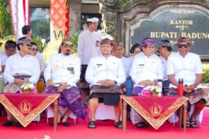 Ketua DPRD Badung I Gusti Anom Gumanti, hadiri Peringatan HUT ke-16 Ibu Kota Mangupura.