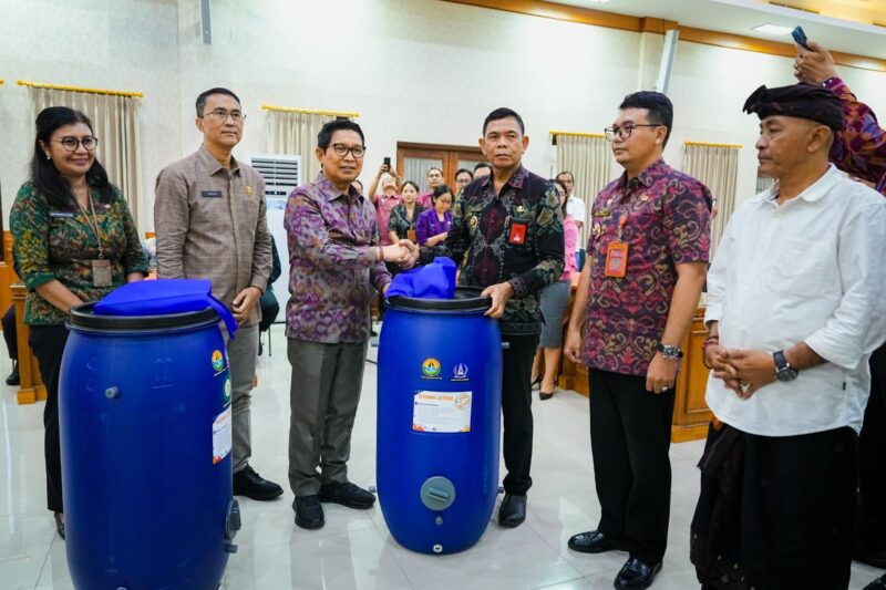 Pemkab Badung Distribusikan 677 Tong Komposter, Awali Transformasi Pengelolaan Sampah Rumah Tangga