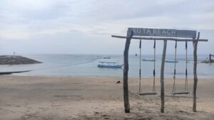 Pengisian Pasir untuk Tangani Abrasi Pantai Kuta Segera Dimulai