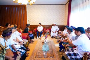 Bupati Badung Terima Prajuru Adat Desa Adat Gulingan dan Sibang Kaja, serta Br. Sember, Desa Adat Kerobokan