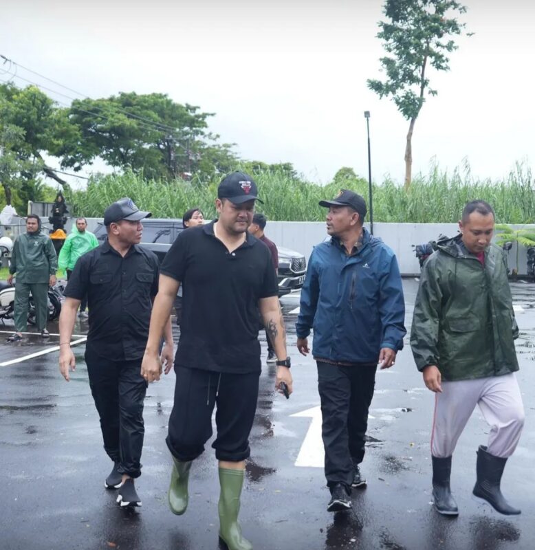 Wabup Bagus Alit Sucipta Tinjau Langsung Banjir di Jalan Dewi Sri Kuta