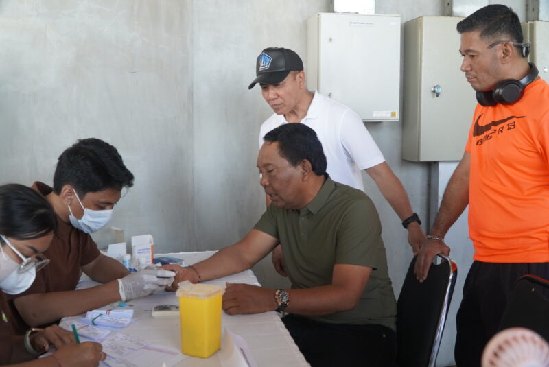 Ketua DPRD Badung Hadiri Cek Kesehatan Gratis dan Penyerahan Sembako untuk Disabilitas di Kuta.