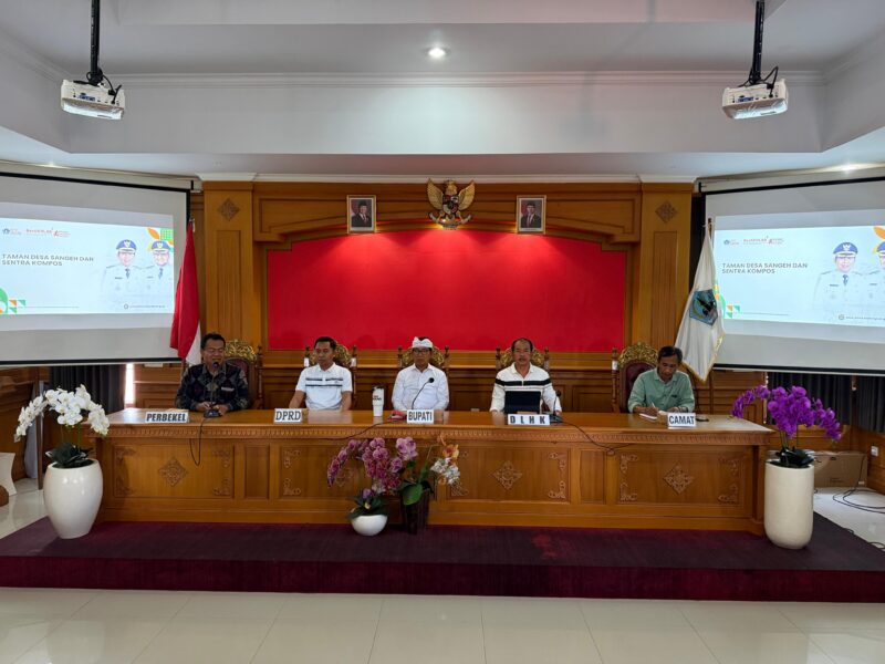 Bupati Sosialisasikan Penataan Taman dan Sentra Kompos Desa Sangeh