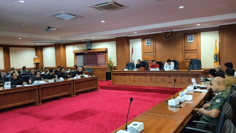 PANSUS DPRD BADUNG TEKANKAN RANPERDA PEMBERDAYAAN ORMAS HARUS MENGENALI ADAT BUDAYA DAN KEARIFAN MASYARAKAT DI BADUNG