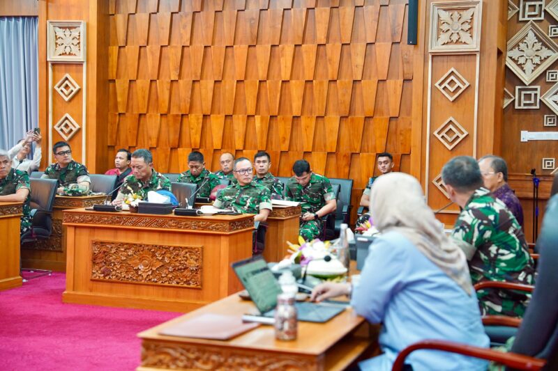 TNI AD Siap Dukung Pengelolaan Sampah Berbasis Energi Terbarukan di Provinsi Bali