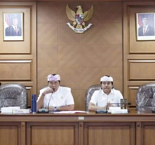 Rai Wirata Pimpin Finalisasi Raperda Pencabutan Perda Administrasi Kependudukan, DPRD Badung Dorong Regulasi Lebih Adaptif.