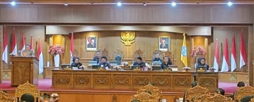 FRAKSI PDI PERJUANGAN, FRAKSI PARTAI GOLKAR DAN FRAKSI PARTAI GERINDRA DPRD BADUNG SEPAKAT UNTUK MENERIMA DAN MENYETUJUI RANCANGAN PERATURAN DAERAH TENTANG PERTANGGIUNJAWABAN PELAKSANAAN APBD TAHUN 2025 DISAHKAN MENJADI PERATURAN DAERAH