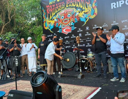 Bupati Adi Arnawa Buka Rip Curl Cup Ke-23, Dorong Sport Tourism Badung