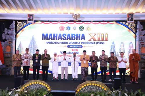 Tutup Mahasabha XIII PHDI, Wamenag Tekankan Implementasi Nilai Dharma