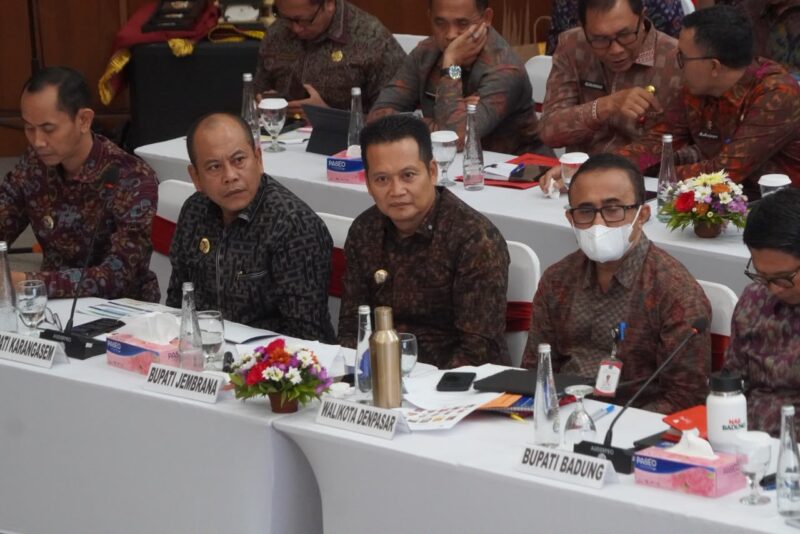 Hadiri Kunker Banggar DPR RI, Bupati Kembang Dorong Solusi Jangka Panjang Kemacetan di Gilimanuk