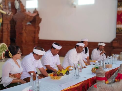 Ketua DPRD Badung Hadiri Karya Melaspas, Pedudusan Alit, Mendem Dasar, Mendem Pedagingan, Lan Mecaru, Bale Banjar Jaba Jero Kuta Sebagai Bale Banjar Termegah Di Kuta